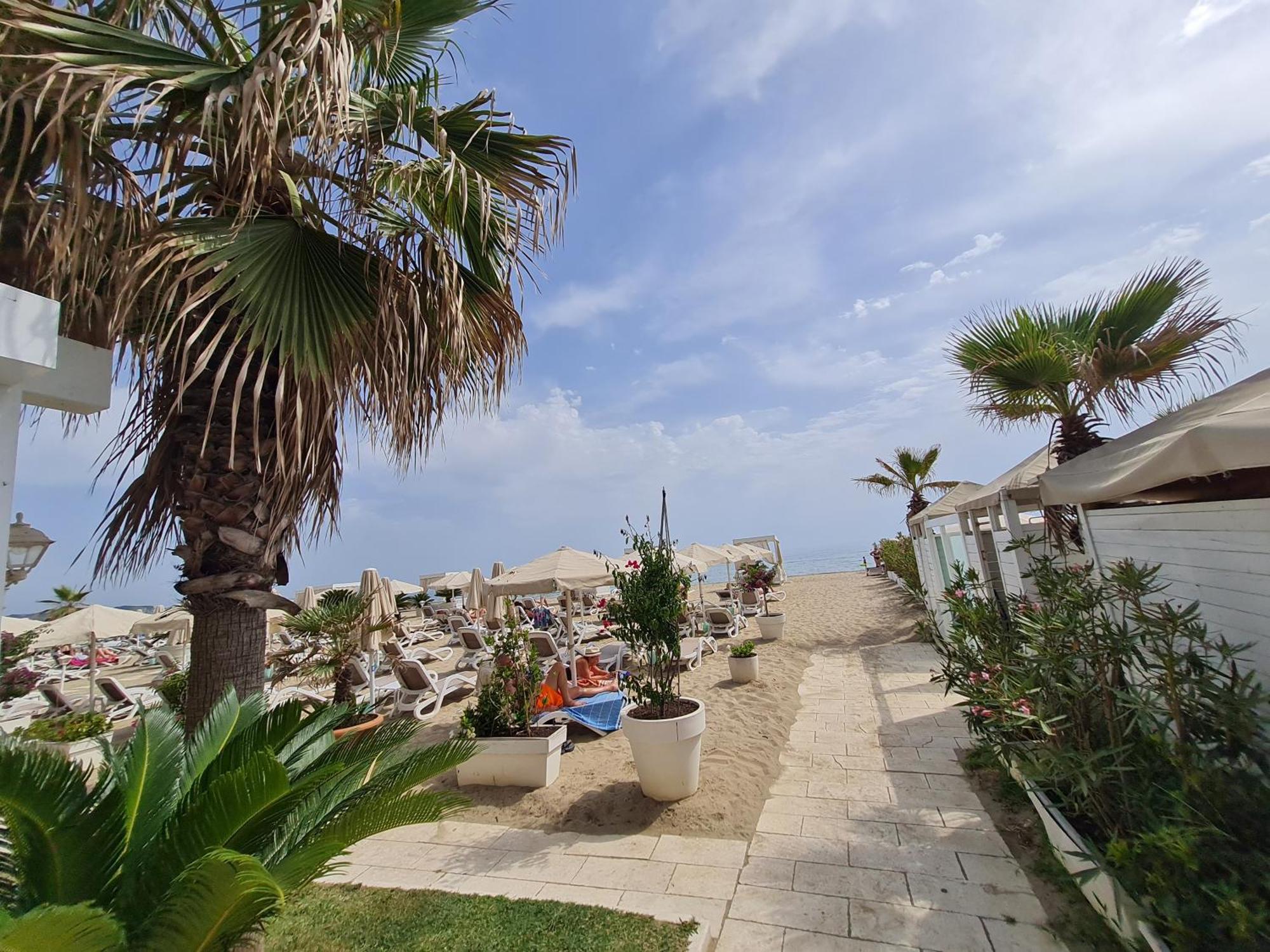 Sara-El Seaside Apartment Durrës Eksteriør bilde